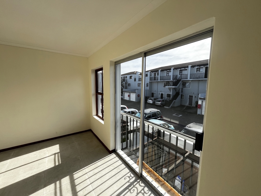 To Let 2 Bedroom Property for Rent in Parklands Western Cape